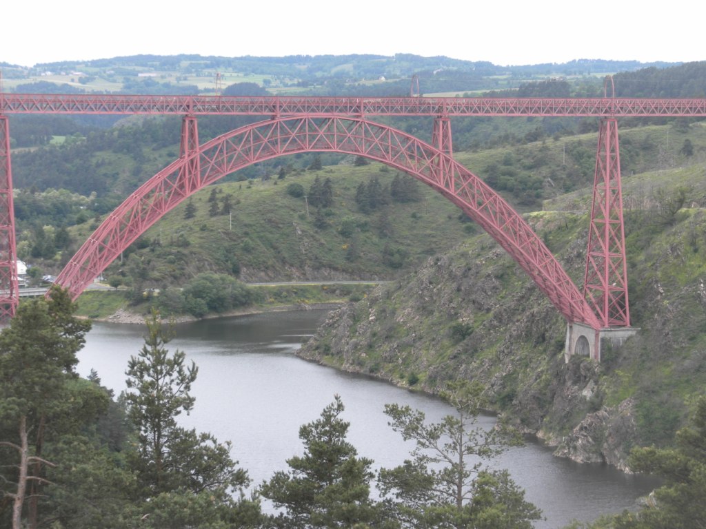 Le viaduc de GARABIT ( Eiffel G. ) plus près!