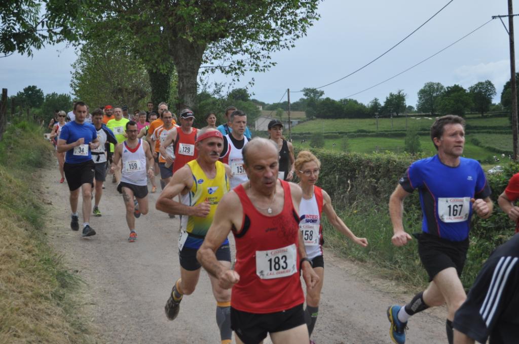 COURSE LA ROHARIE CHARLIEU  8 JUIN 2013 009